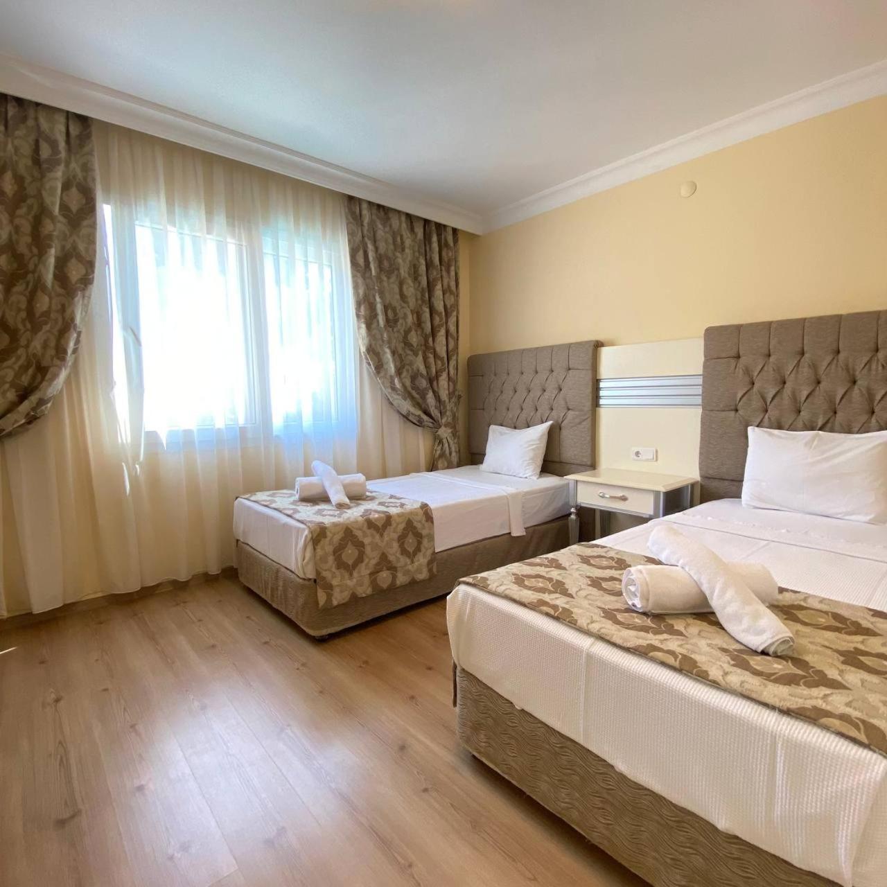 Pine Club Apart Hotel Kusadası Esterno foto