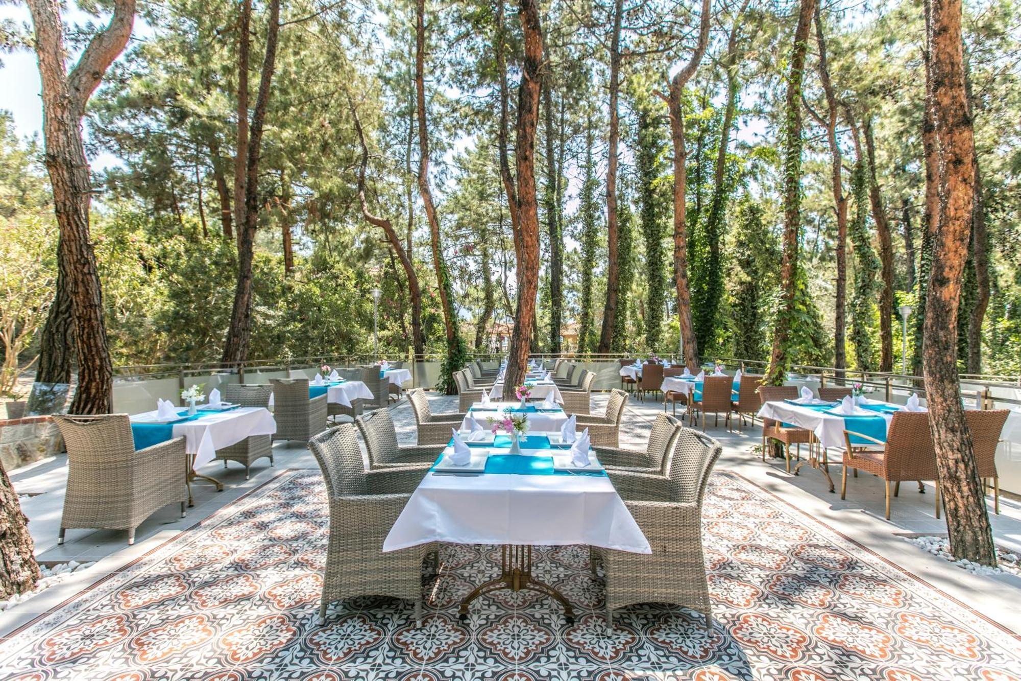 Pine Club Apart Hotel Kusadası Esterno foto