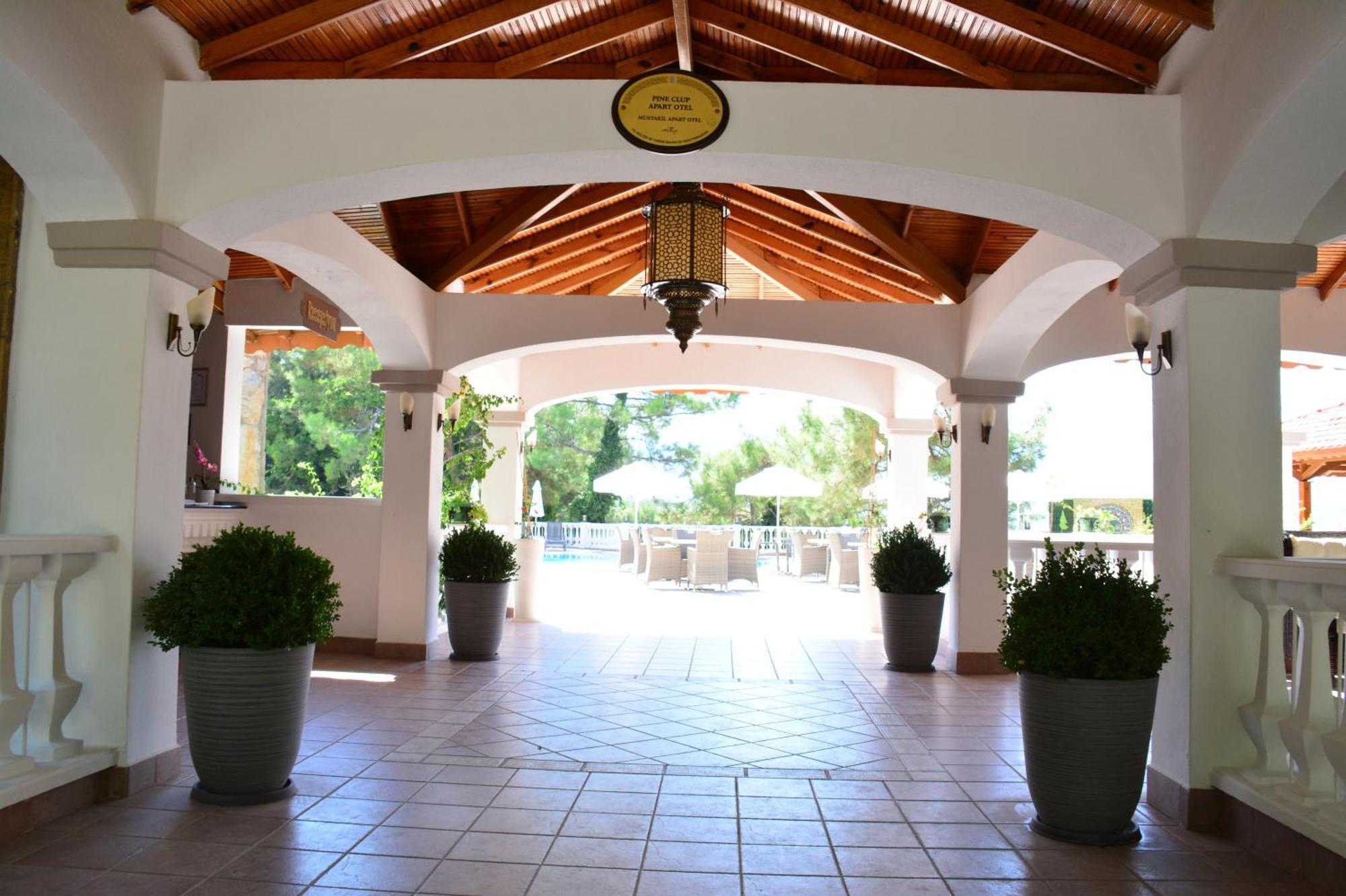 Pine Club Apart Hotel Kusadası Esterno foto