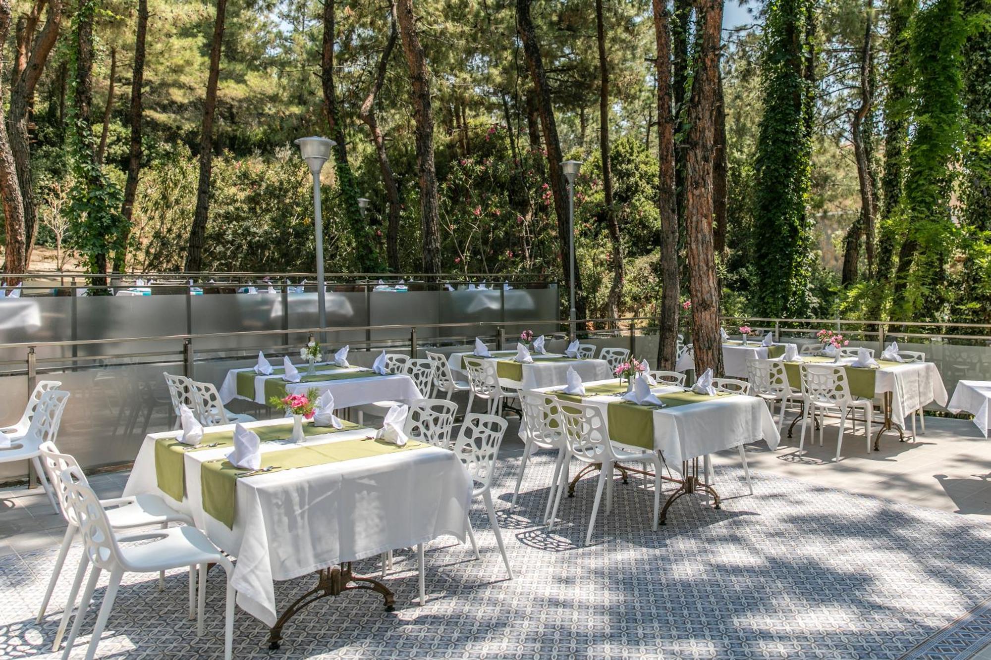 Pine Club Apart Hotel Kusadası Esterno foto